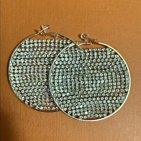 Statement RHINESTONE CHAIN ROUND EARRINGS - GOLDEN NWOT - Picture 3 of 4